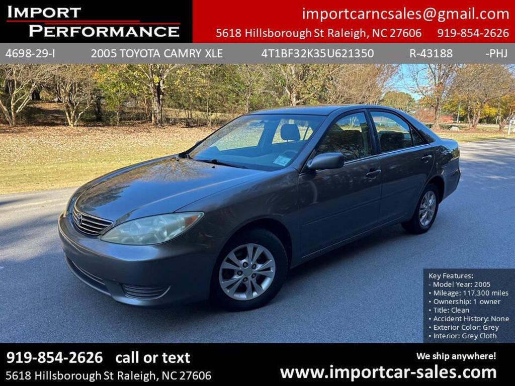2005 Toyota Camry XLE's photo
